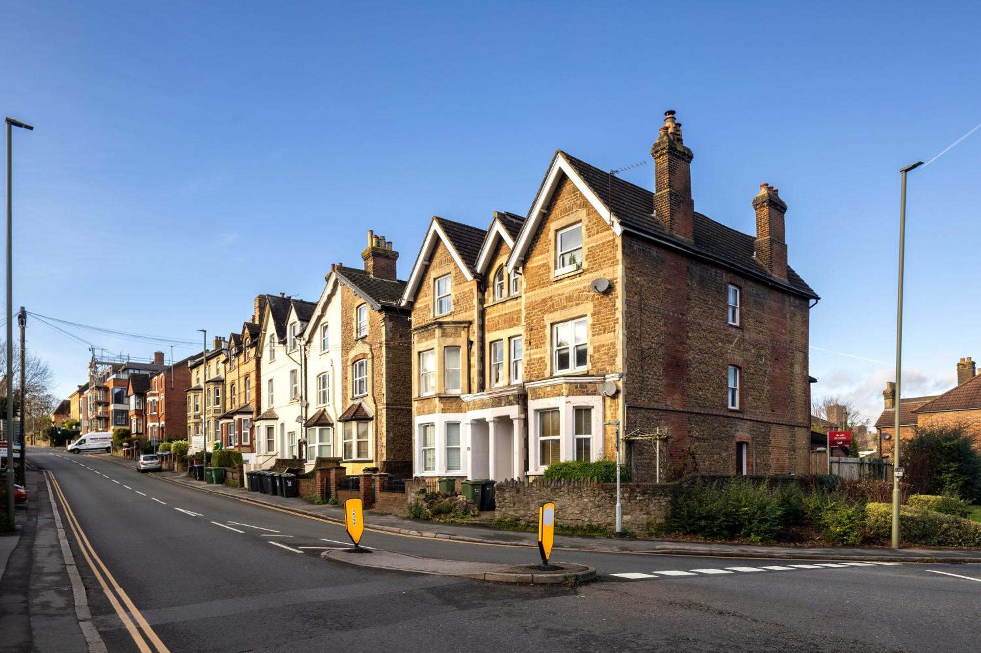 Guildford Station With Parking Apartment Luaran gambar